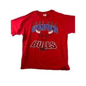 Vintage Chicago Bulls 1996 NBA Champions Tshirt XL